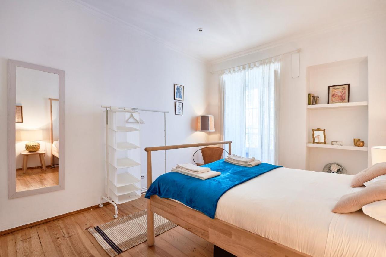 Spacious Bairro Alto Apartment With Courtyard, By Timecooler Lisboa 外观 照片