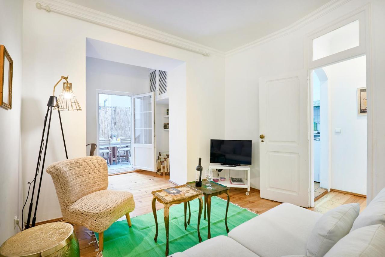 Spacious Bairro Alto Apartment With Courtyard, By Timecooler Lisboa 外观 照片