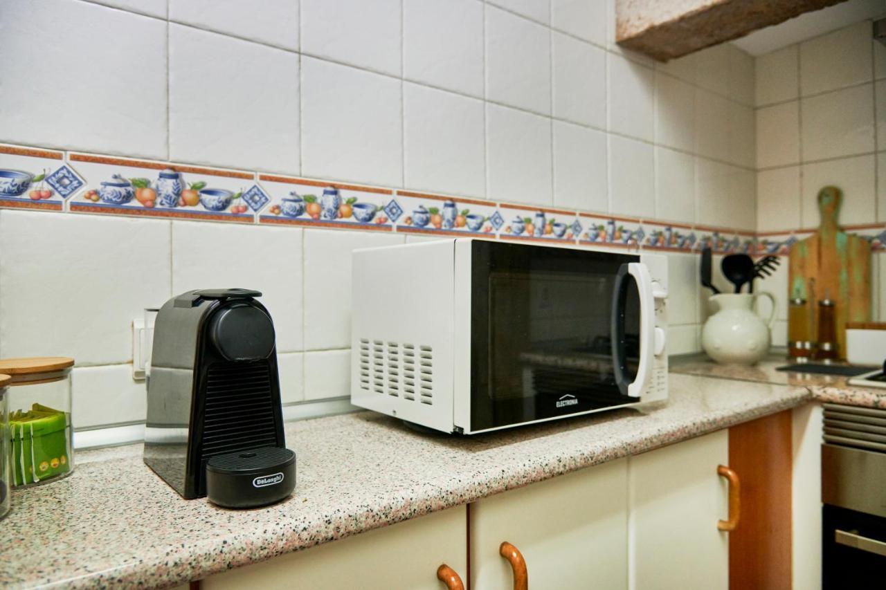 Spacious Bairro Alto Apartment With Courtyard, By Timecooler Lisboa 外观 照片