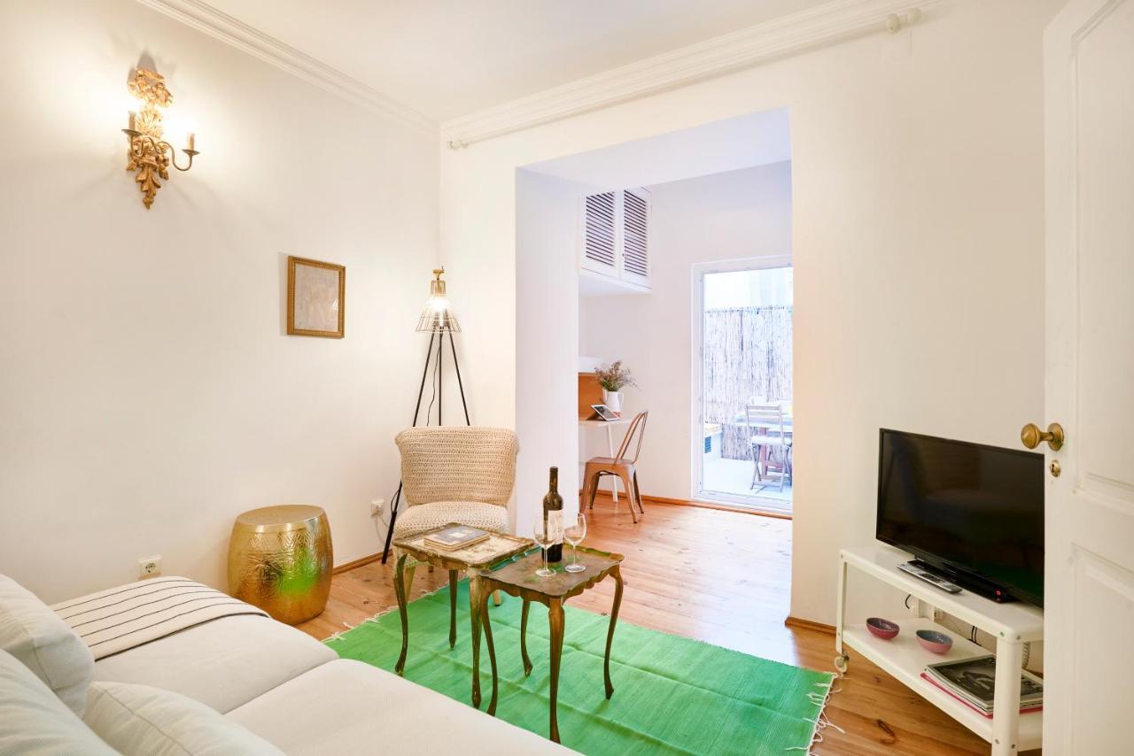 Spacious Bairro Alto Apartment With Courtyard, By Timecooler Lisboa 外观 照片